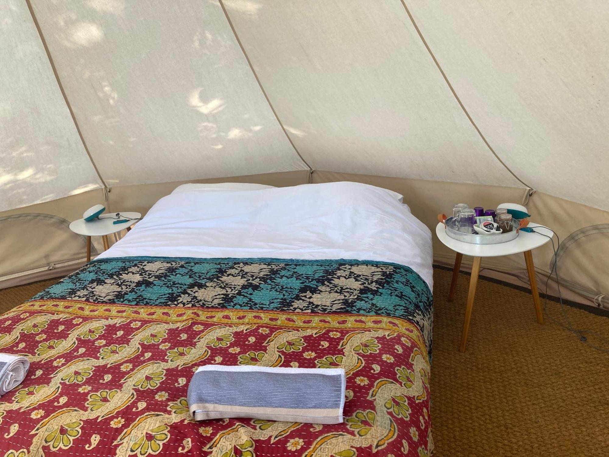 Au Pre Fleuri Eco Glamping Otel Le Lindois Dış mekan fotoğraf